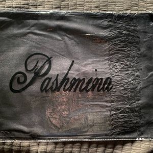 Black Pashmina/Scarf